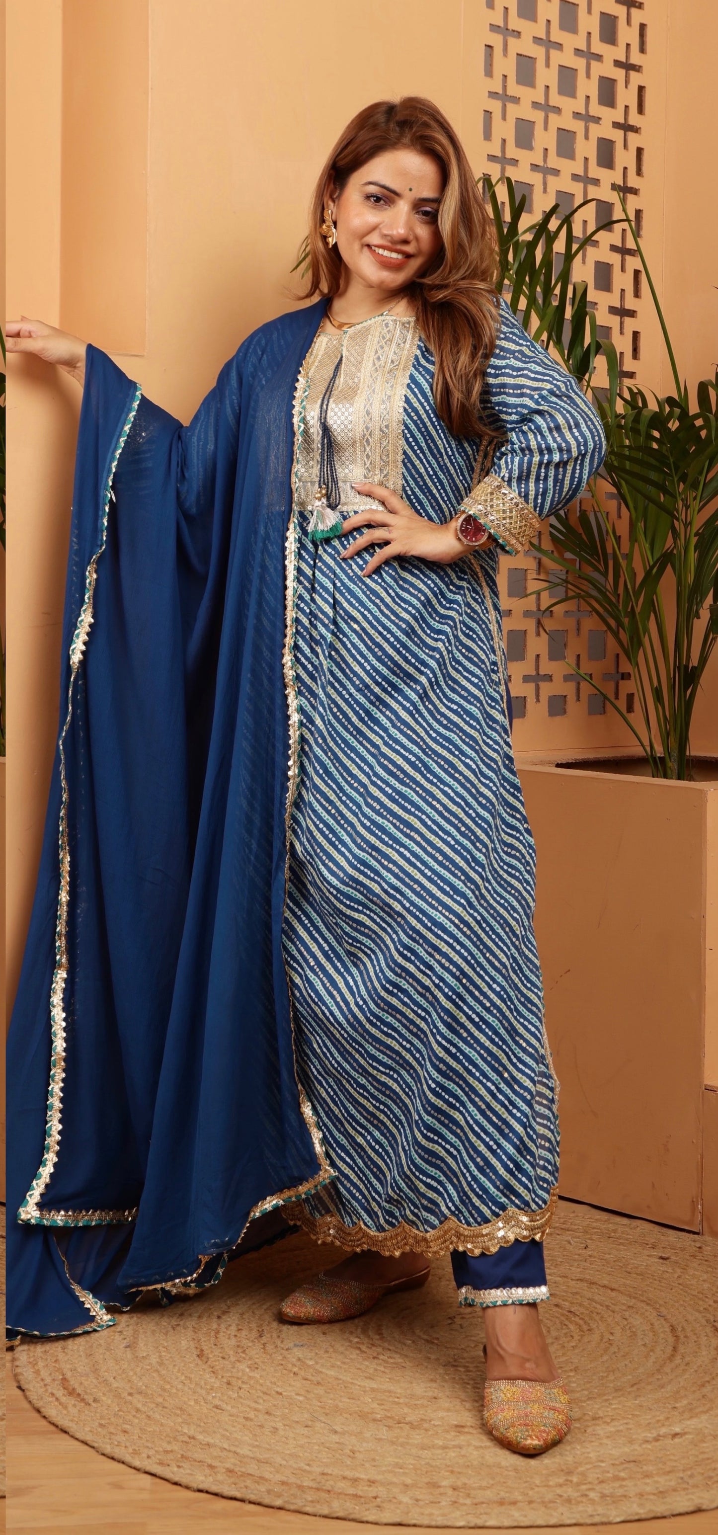 Bandhani print
Pink and Blue Suit set