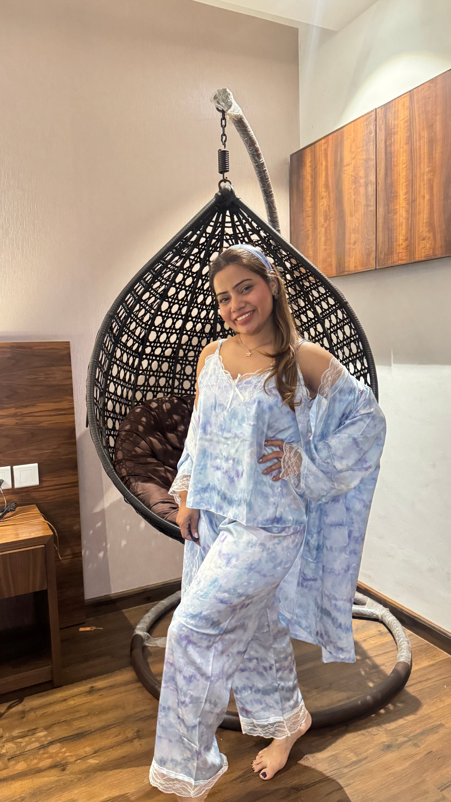 luxurious nightwear 4pc set