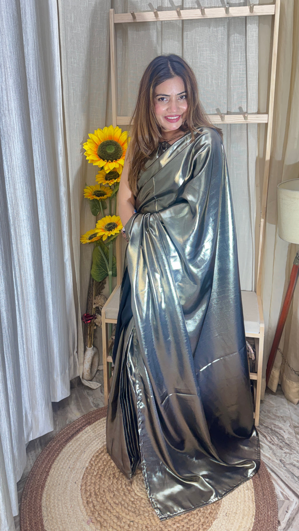 1 Minute Draped Saree