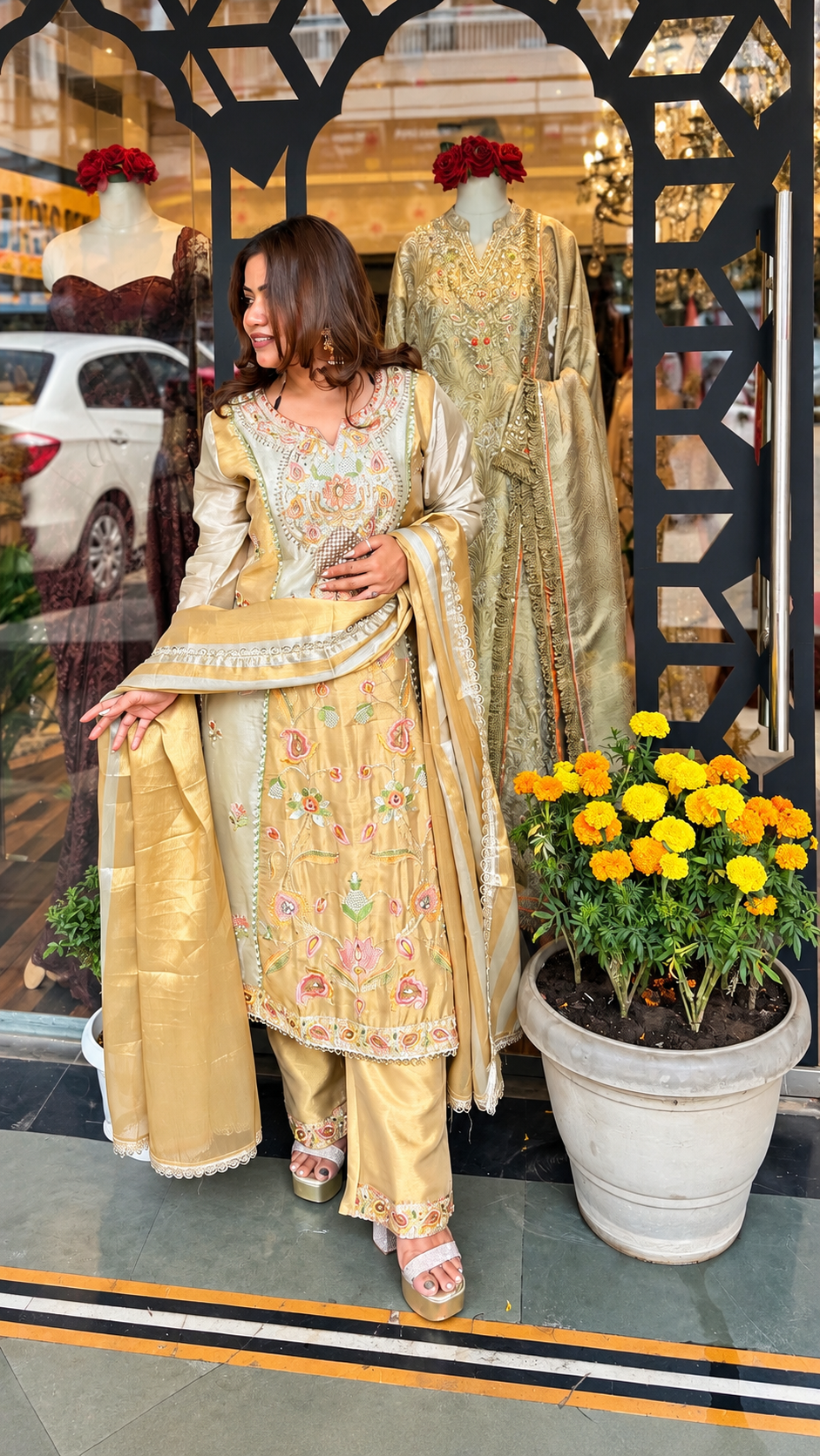 Luxury Sona Rupa Tissue Suit Set