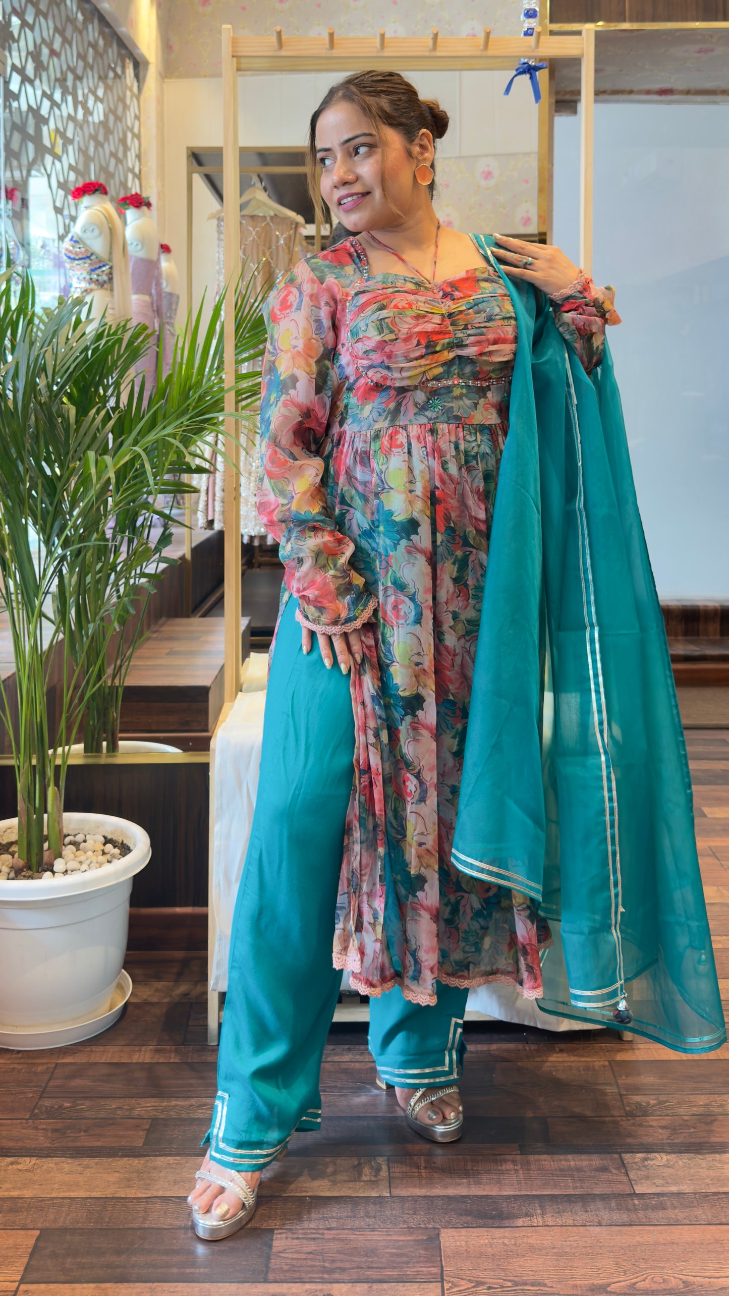Chiffon Printed Anarkali Suit Set with Organza Dupatta