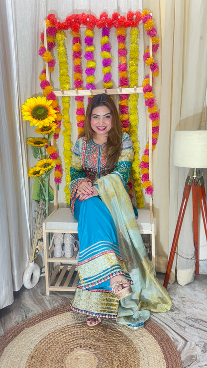 CLASSIC CREPE PLAZA SALWAR SUIT