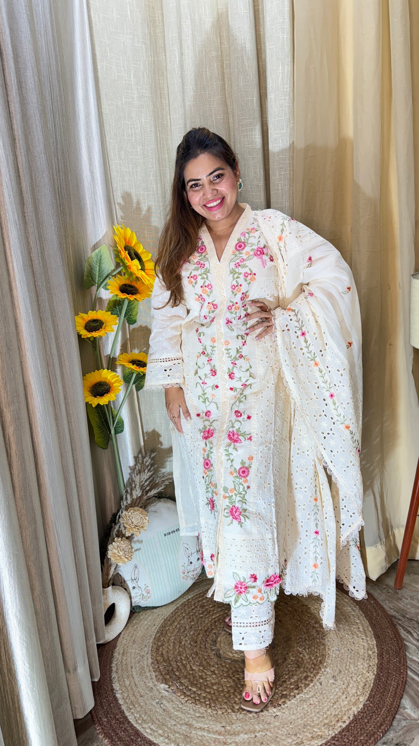 Elegant White Chikankari Floral Embroidered Suit Set