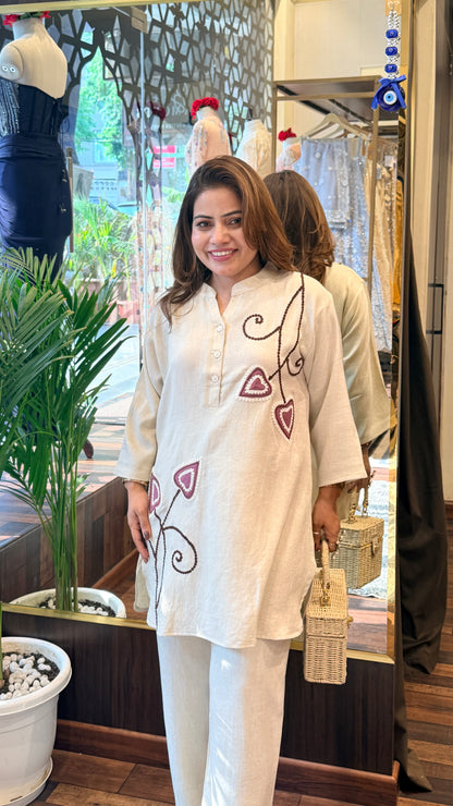 Ivory Embroidered Kurta & Wide-Leg Pants Co-Ord Set