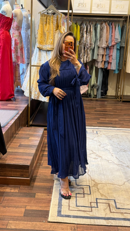 Navy Blue Pleated Midi Dress with Waist Tie – Elegant Flowy Party Wear