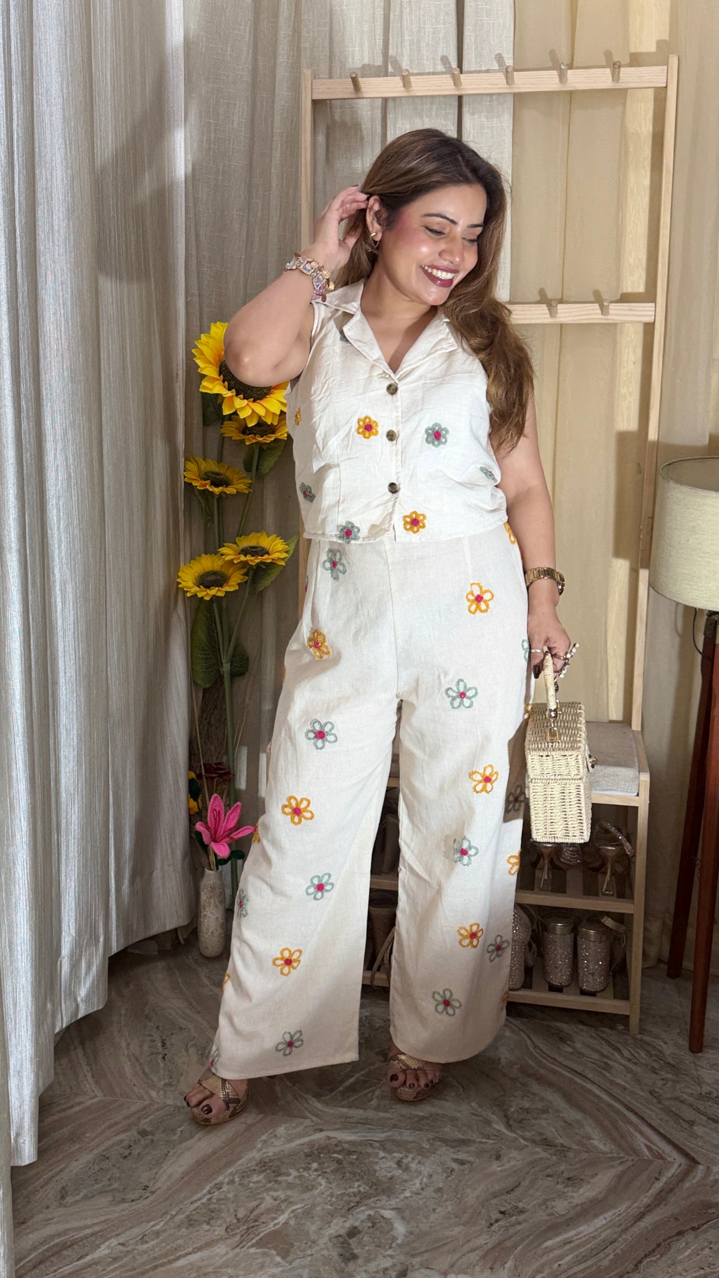 Floral Embroidered Co-ord Set with Sleeveless Shirt & Wide-Leg Pants