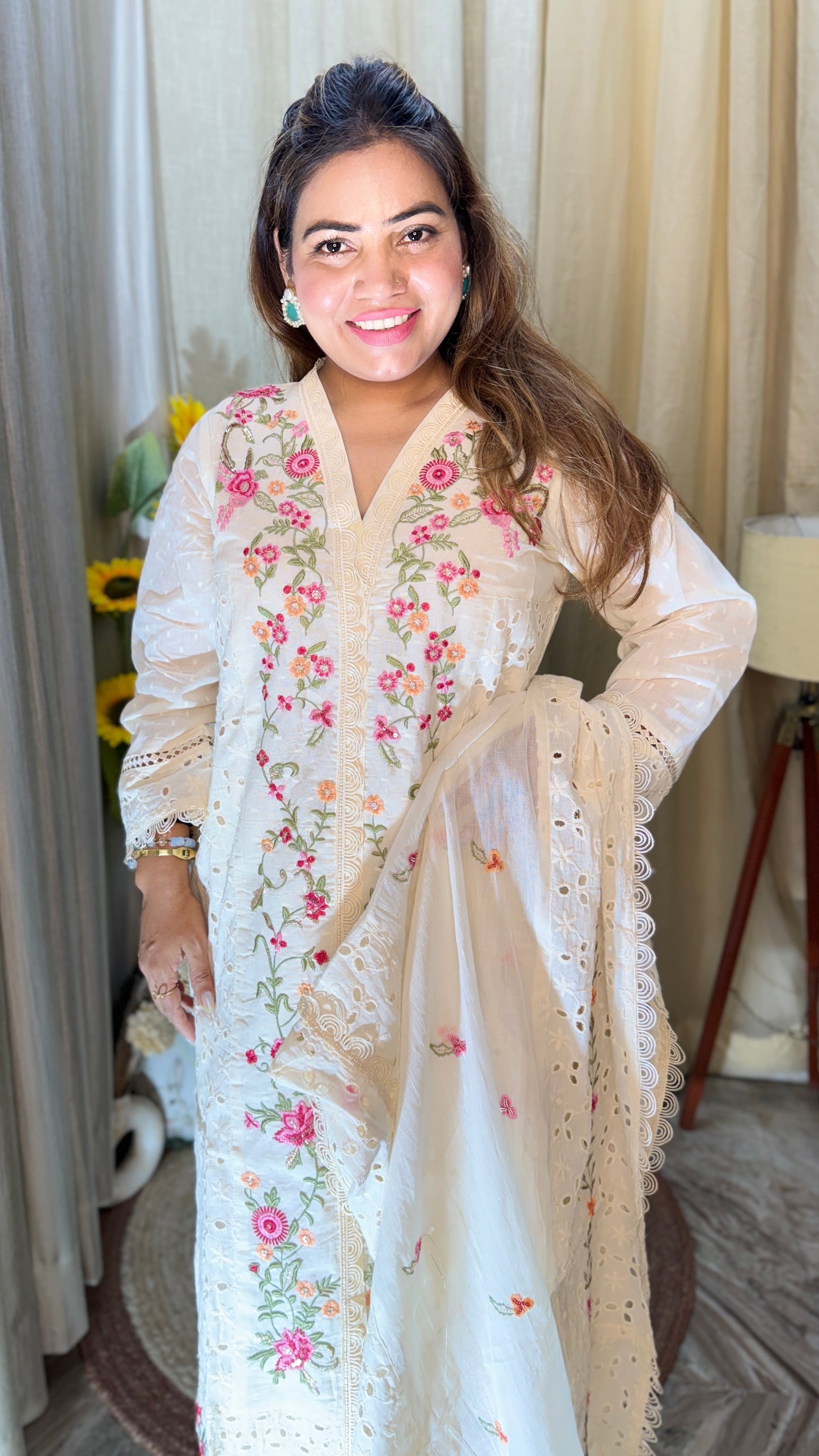 Elegant White Chikankari Floral Embroidered Suit Set