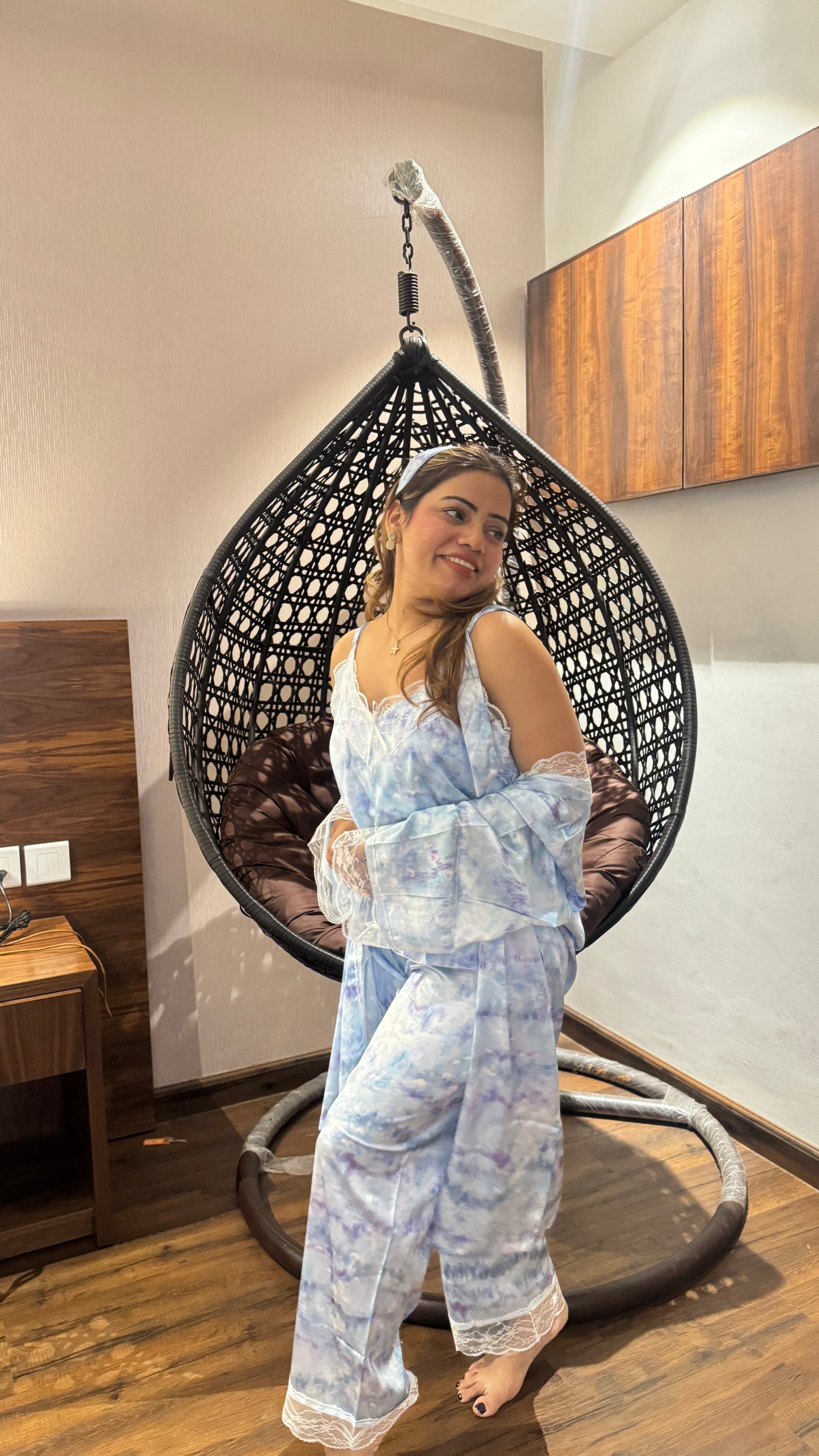 luxurious nightwear 4pc set